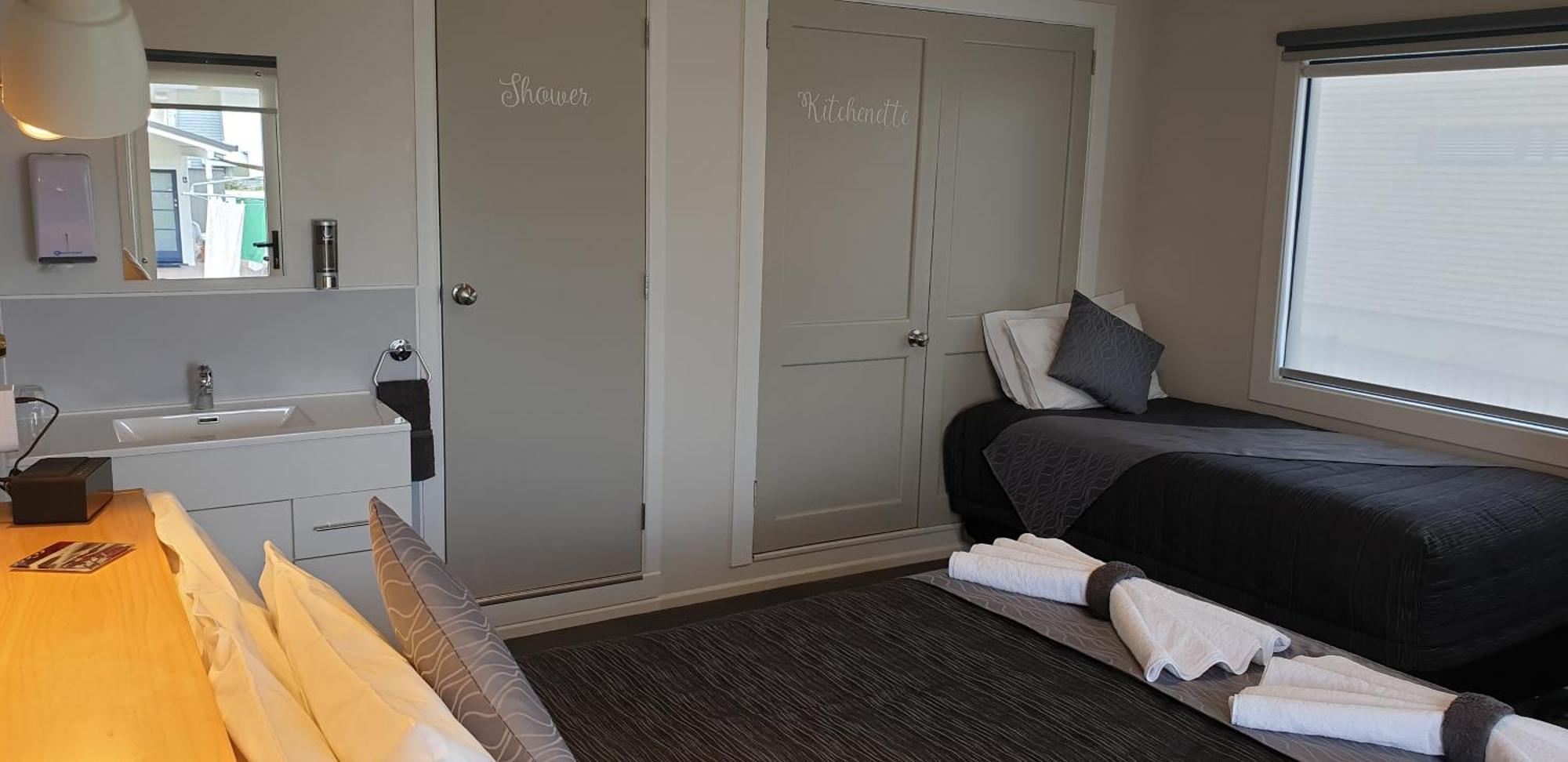 Barrington House Taupo Apartment Bagian luar foto