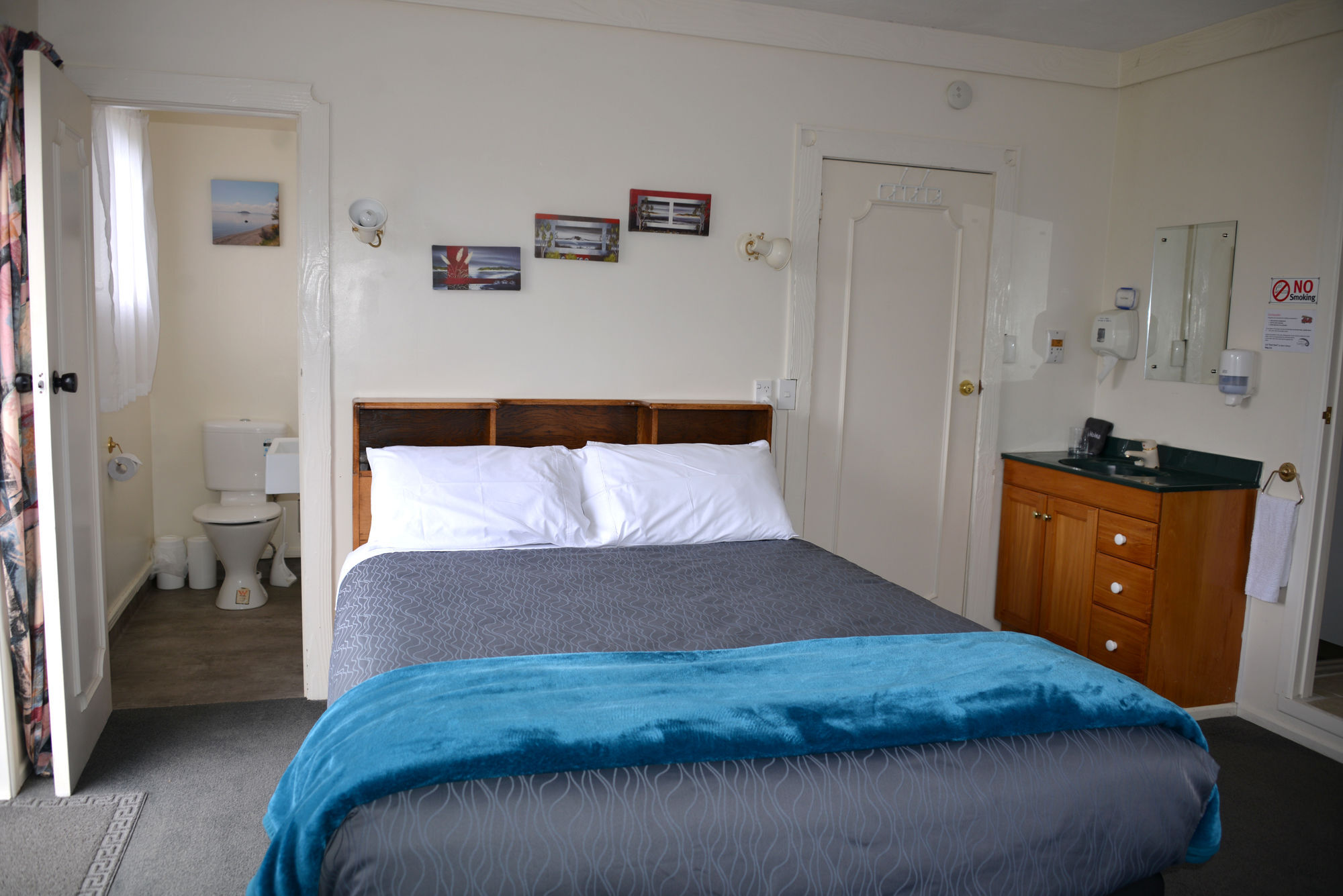 Barrington House Taupo Apartment Bagian luar foto
