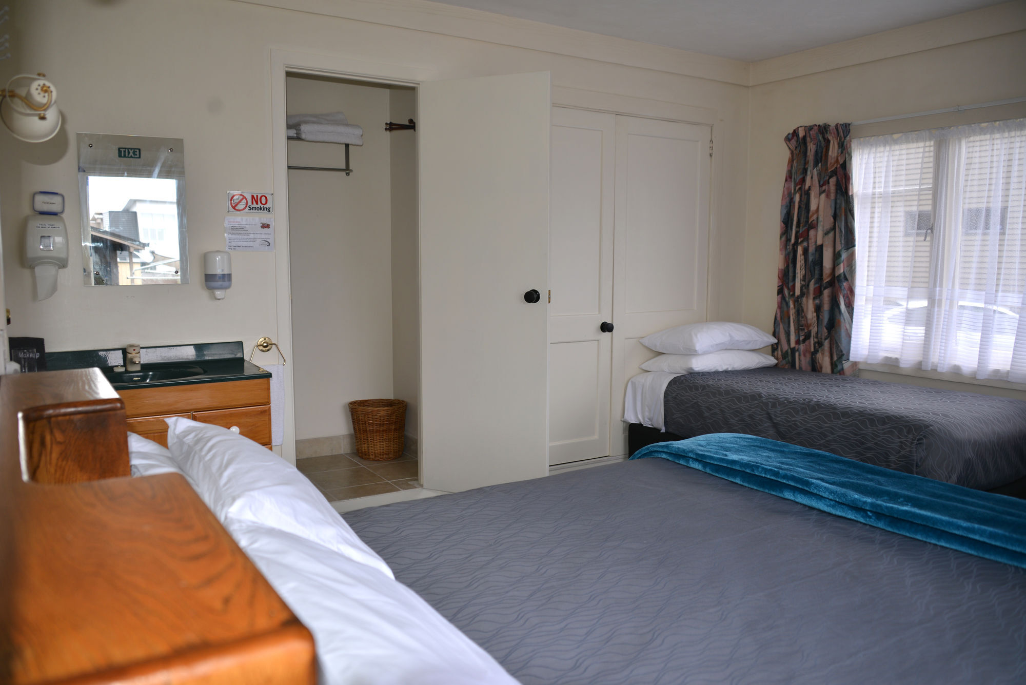 Barrington House Taupo Apartment Bagian luar foto